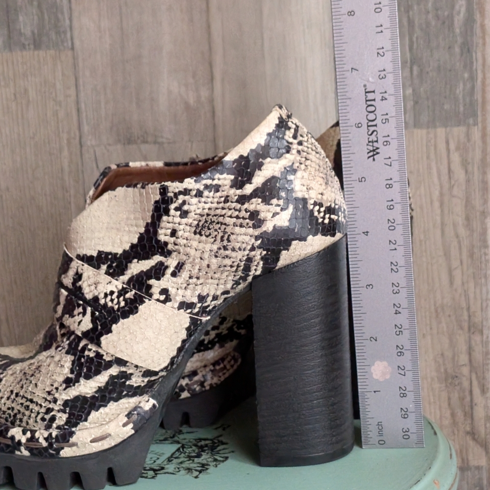A.S.98 Platform Booties - Picture 4 of 15